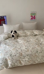 91家纺网 家纺一手货源 找家纺 窝米 2024新款韩国设计师卡通手绘单品被套系列 月德兔