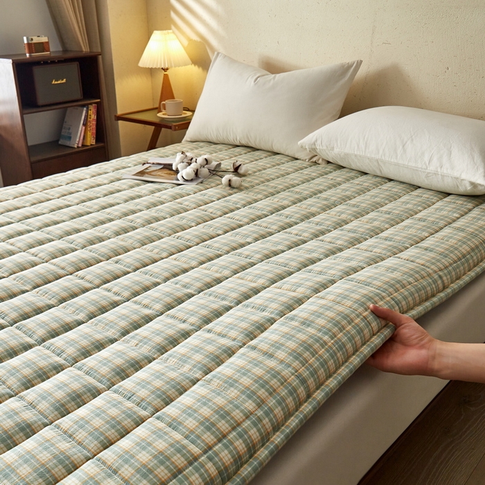 91家纺网 家纺一手货源 找家纺 祁恋婷家居 2024新款全棉水洗棉棉花床褥床垫【床垫遮盖物】系列-成人款 绿小格