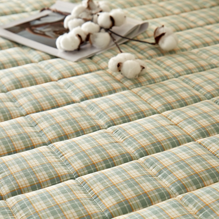 91家纺网 家纺一手货源 找家纺 祁恋婷家居 2024新款全棉水洗棉棉花床褥床垫【床垫遮盖物】系列-成人款 绿小格