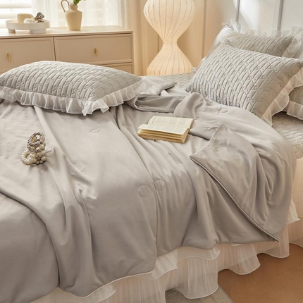 91家纺网 家纺一手货源 找家纺 恋尚 2025新款床笠式床裙乳胶夏被四件套-人鱼公主 人鱼公主 浅灰