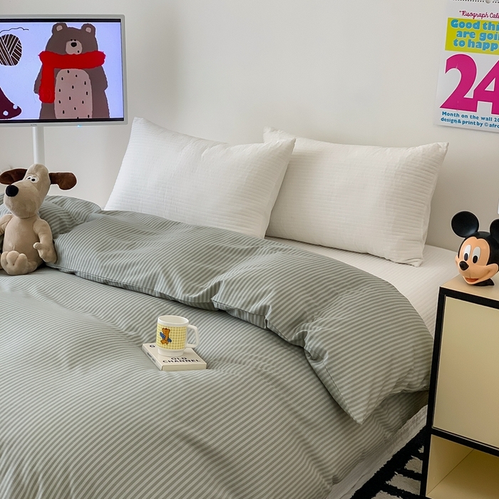 91家纺网 家纺一手货源 找家纺 窝米 2024新款韩国设计师卡通手绘单品被套系列 莫妮绿