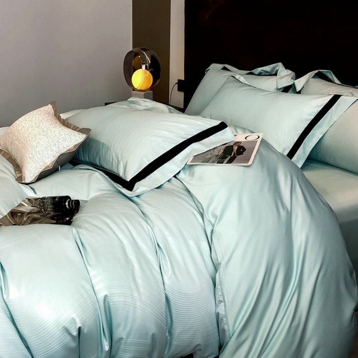 91家纺网 家纺一手货源 找家纺 遇见家居生活馆 2024新款贡缎压花水洗真丝四件套 秋水-梵星蓝