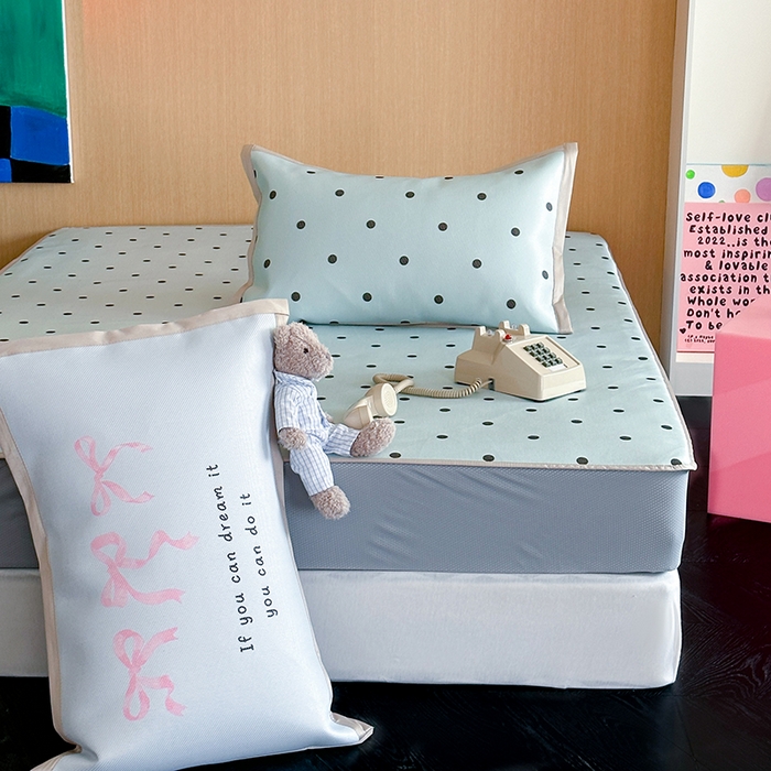 91家纺网 家纺一手货源 找家纺 昔可家纺 2024床笠款冰藤席波点大版枕套系列 蓝波点