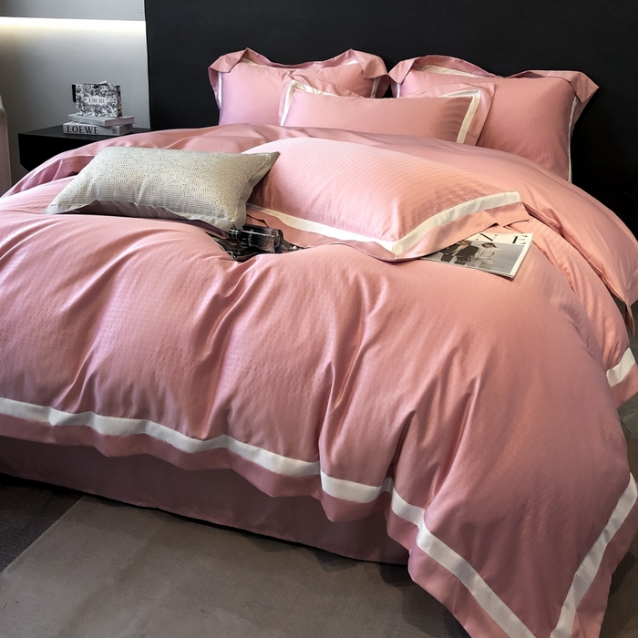 91家纺网 家纺一手货源 找家纺 遇见家居生活馆 2024新款贡缎压花水洗真丝四件套 宝利格-豆沙