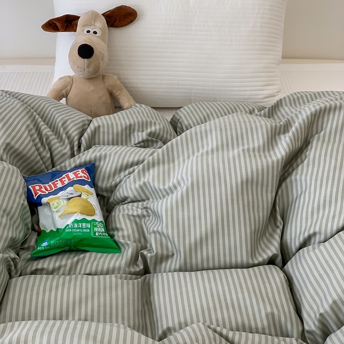 91家纺网 家纺一手货源 找家纺 窝米 2024新款韩国设计师卡通手绘单品被套系列 莫妮绿