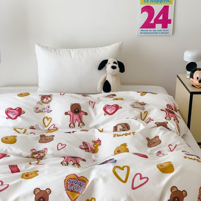 91家纺网 家纺一手货源 找家纺 窝米 2024新款韩国设计师卡通手绘单品被套系列 妙可乐园