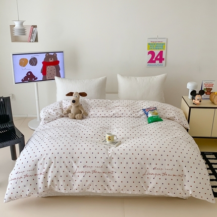 窝米 2024新款韩国设计师卡通手绘单品被套系列 寻光