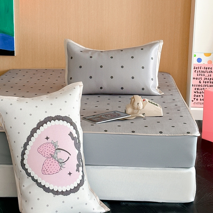 91家纺网 家纺一手货源 找家纺 昔可家纺 2024床笠款冰藤席波点大版枕套系列 灰波点