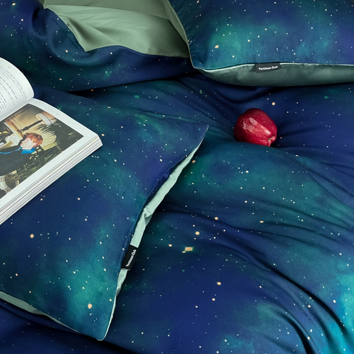 91家纺网 家纺一手货源 找家纺 圆岛家纺2024新款60S数码印花四件套 极光星河