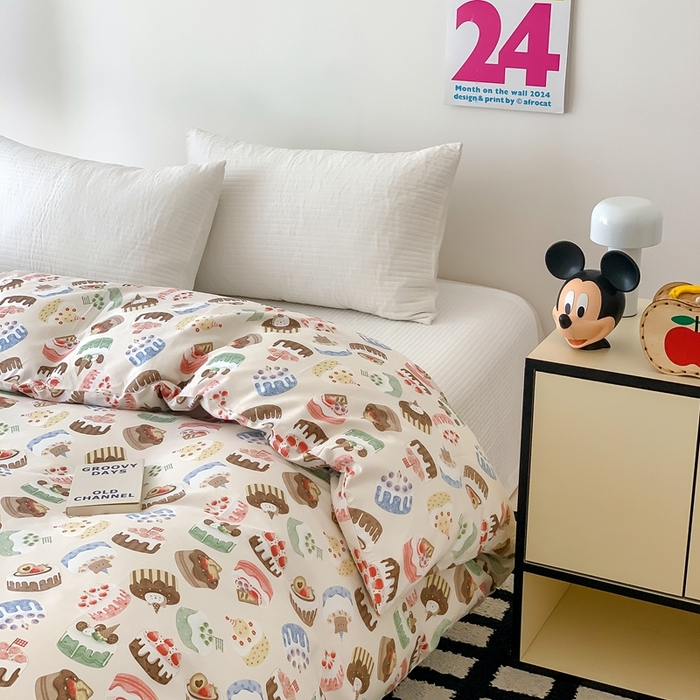 91家纺网 家纺一手货源 找家纺 窝米 2024新款韩国设计师卡通手绘单品被套系列 蛋糕慕斯