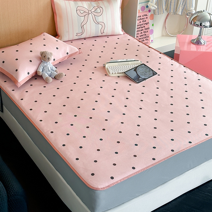 91家纺网 家纺一手货源 找家纺 昔可家纺 2024床笠款冰藤席波点大版枕套系列 粉波点