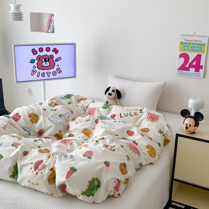 91家纺网 家纺一手货源 找家纺 窝米 2024新款韩国设计师卡通手绘单品被套系列 美食派对