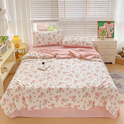 91家纺网 家纺一手货源 找家纺 优选良品 2025直播爆款水洗皱皱夏被四件套空调被芯三件套春秋被子 花影