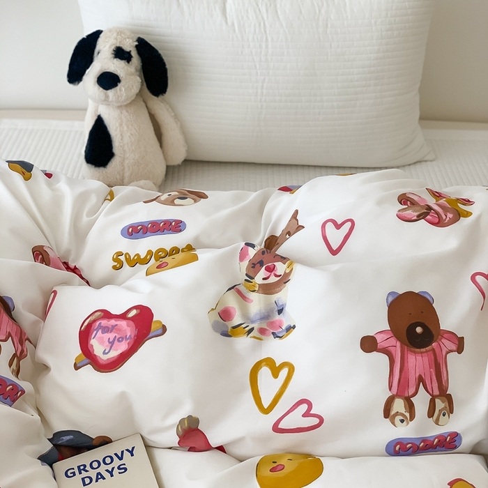 91家纺网 家纺一手货源 找家纺 窝米 2024新款韩国设计师卡通手绘单品被套系列 妙可乐园