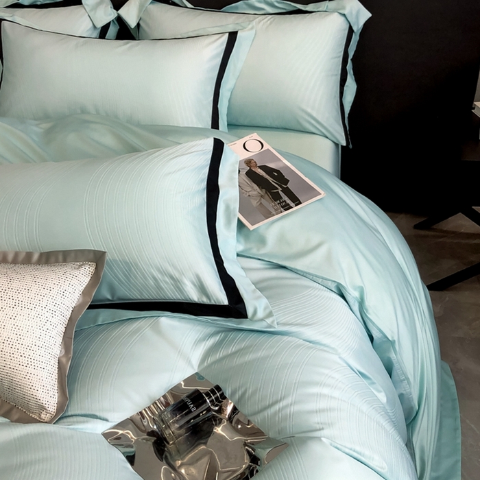 91家纺网 家纺一手货源 找家纺 遇见家居生活馆 2024新款贡缎压花水洗真丝四件套 秋水-梵星蓝