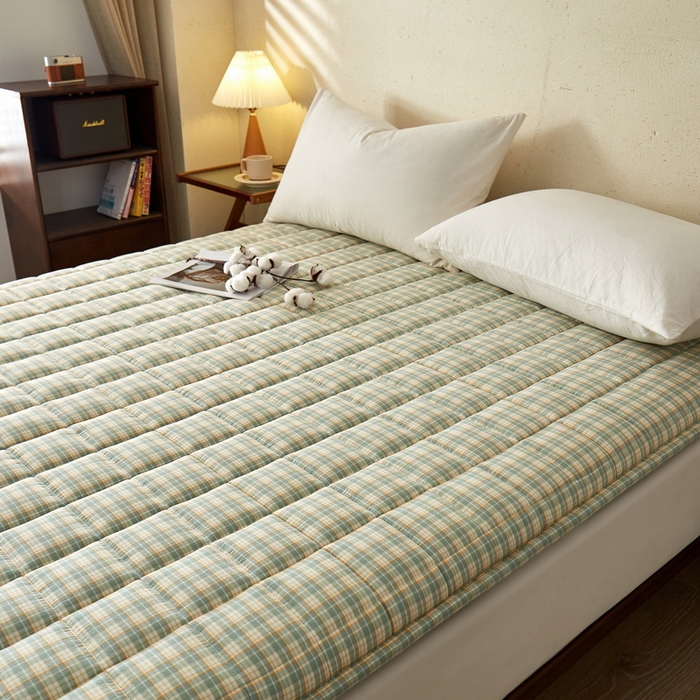 91家纺网 家纺一手货源 找家纺 祁恋婷家居 2024新款全棉水洗棉棉花床褥床垫【床垫遮盖物】系列-成人款 绿小格