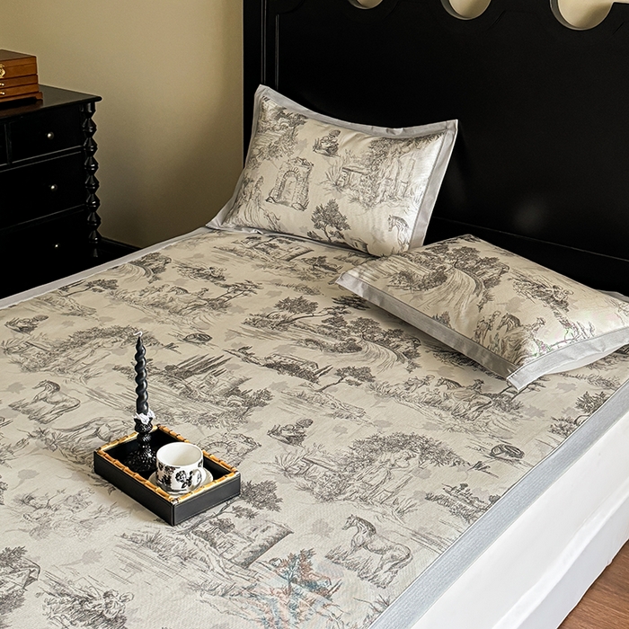 91家纺网 家纺一手货源 找家纺 圆岛家纺 2024新款900D复古手绘系列冰丝凉席 塞纳花园灰