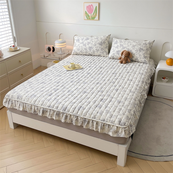 91家纺网 家纺一手货源 找家纺 3C 2024新款全棉13372大豆夹棉印花花边床笠四件套 洛莉单床笠