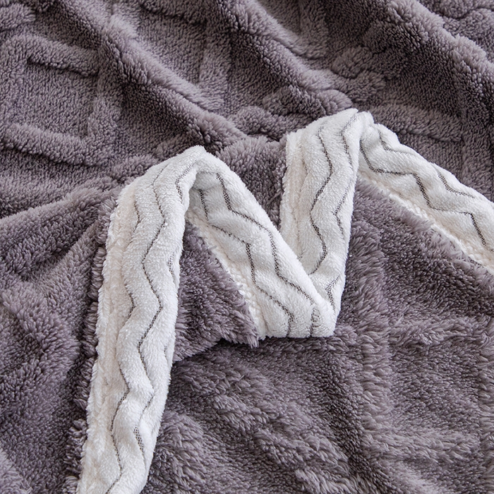 91家纺网 家纺一手货源 找家纺 芸锦豪 2024新款塔芙蓉多功能毯--双面塔夫绒包边 塔夫绒-深灰