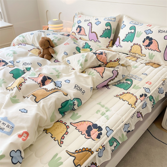 91家纺网 家纺一手货源 找家纺 3C 2024新款全棉13372大豆夹棉印花花边床笠四件套 恐龙天地单床笠