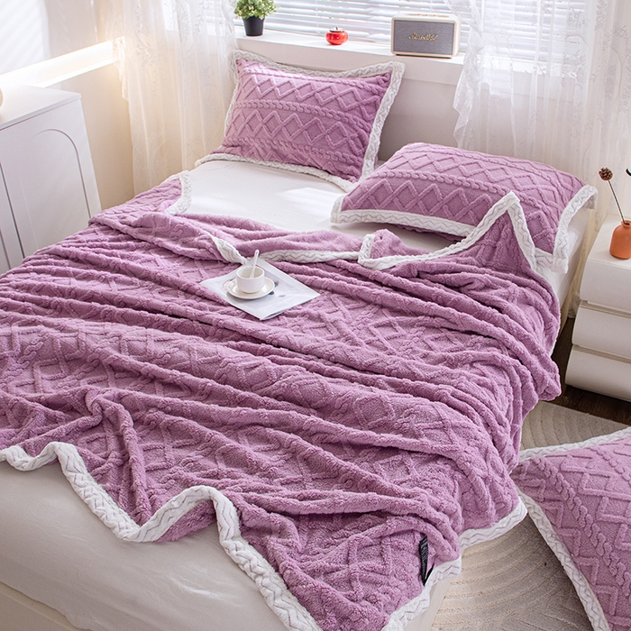 91家纺网 家纺一手货源 找家纺 芸锦豪 2024新款塔芙蓉多功能毯--双面塔夫绒包边 塔夫绒-莫奈紫