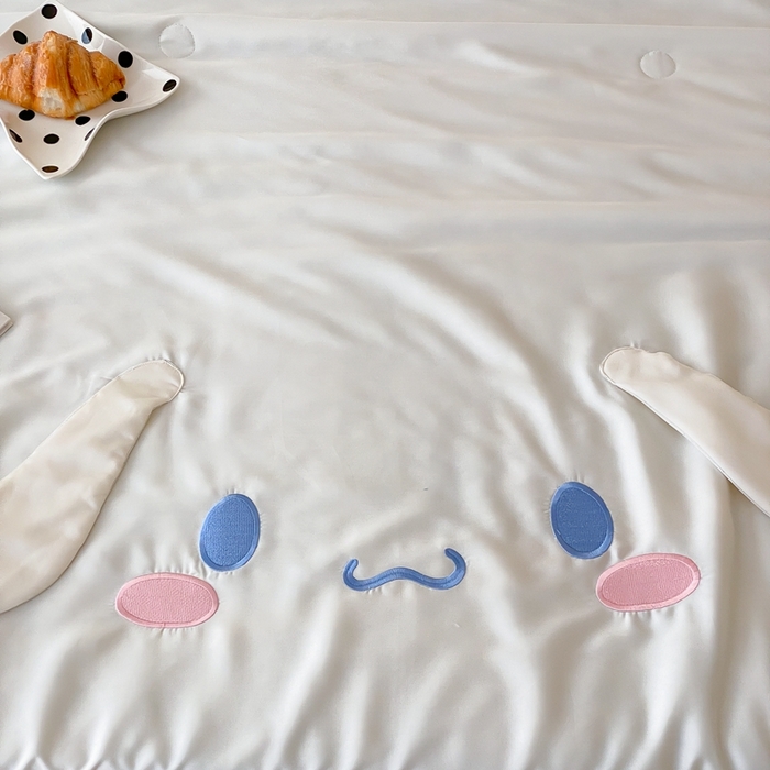 91家纺网 家纺一手货源 找家纺 黛舒家居 2024新款兰精天丝刺绣小宽边三丽鸥系列夏凉被 玉桂狗