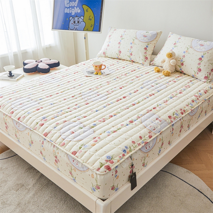 91家纺网 家纺一手货源 找家纺 3C 2024新款全棉大豆夹棉印花床笠四件套 圈圈兔