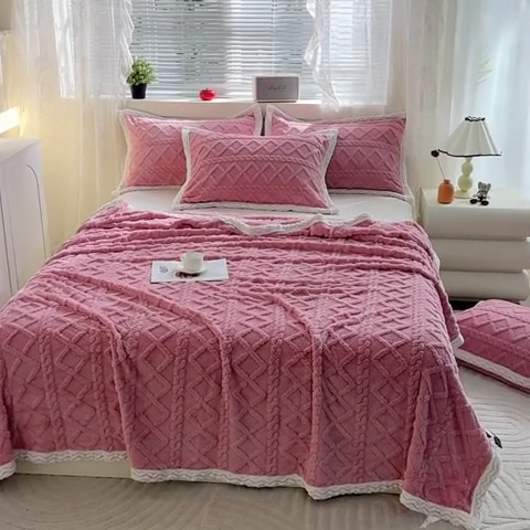 91家纺网 家纺一手货源 找家纺 芸锦豪 2024新款塔芙蓉多功能毯--双面塔夫绒包边 塔夫绒-玫瑰粉