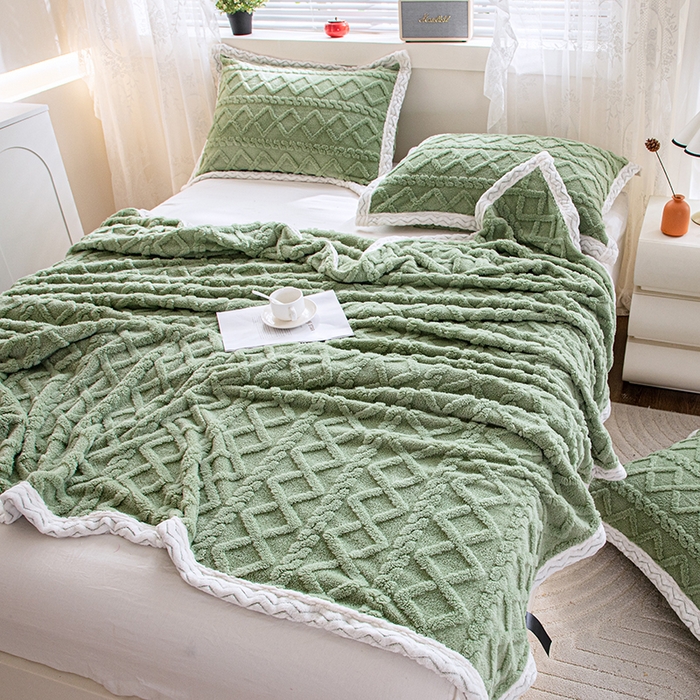 91家纺网 家纺一手货源 找家纺 芸锦豪 2024新款塔芙蓉多功能毯--双面塔夫绒包边 塔夫绒-抹茶绿