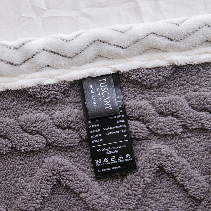 91家纺网 家纺一手货源 找家纺 芸锦豪 2024新款塔芙蓉多功能毯--双面塔夫绒包边 塔夫绒-深灰