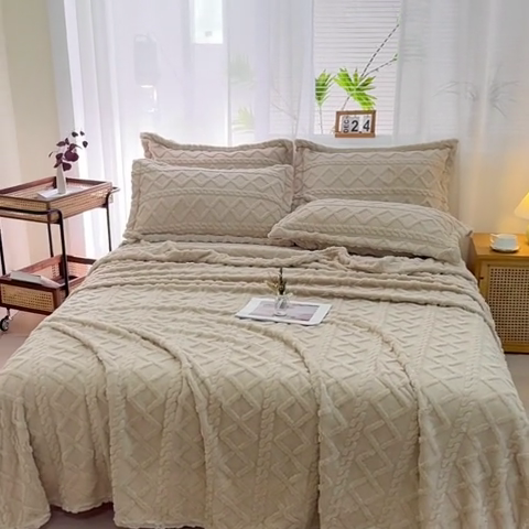 91家纺网 家纺一手货源 找家纺 芸锦豪 2024新款塔芙绒毛毯多功能毯-双面塔夫绒卷边 塔夫绒-咖色