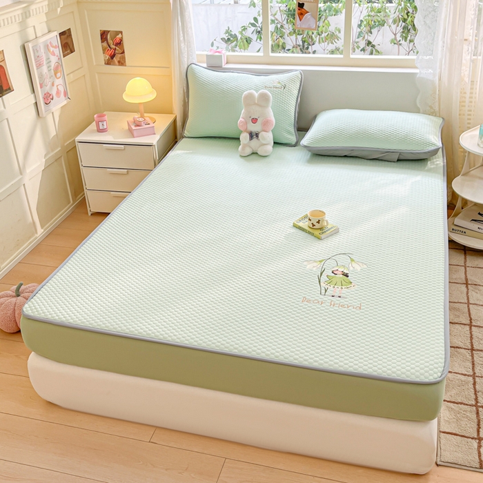 91家纺网 家纺一手货源 找家纺 慕尚家纺 2025新款冻冻席刺绣系列 冻冻席清凉女孩