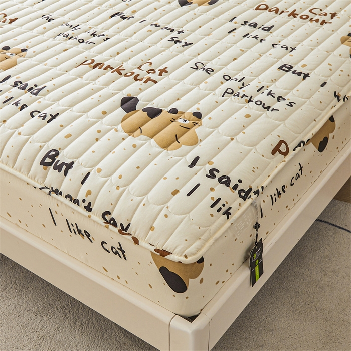 91家纺网 家纺一手货源 找家纺 3C 2024新款全棉大豆夹棉印花床笠四件套 撒娇萌猫