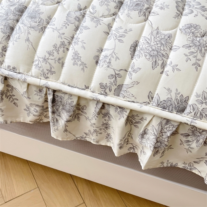 91家纺网 家纺一手货源 找家纺 3C 2024新款全棉13372大豆夹棉印花花边床笠四件套 洛莉单床笠