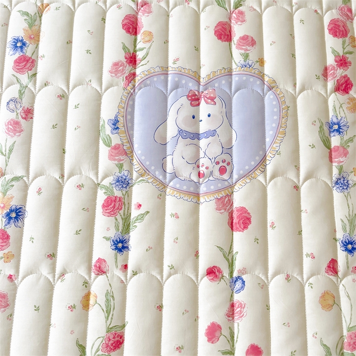 91家纺网 家纺一手货源 找家纺 3C 2024新款全棉13372大豆夹棉印花花边床笠四件套 圈圈兔