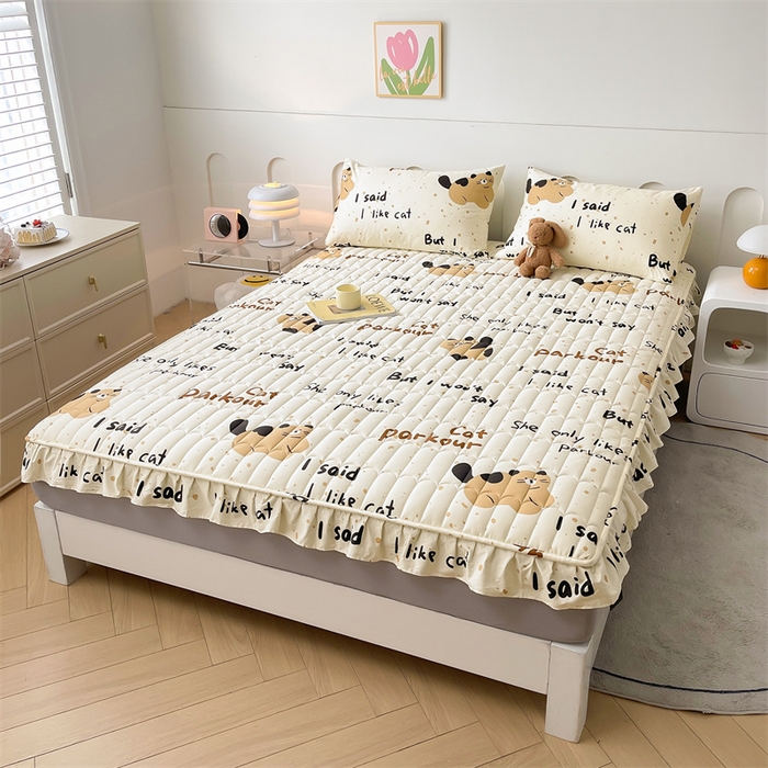 91家纺网 家纺一手货源 找家纺 3C 2024新款全棉13372大豆夹棉印花花边床笠四件套 撒娇萌猫