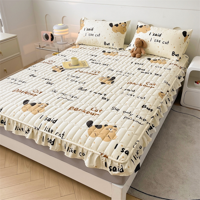 91家纺网 家纺一手货源 找家纺 3C 2024新款全棉13372大豆夹棉印花花边床笠四件套 撒娇萌猫