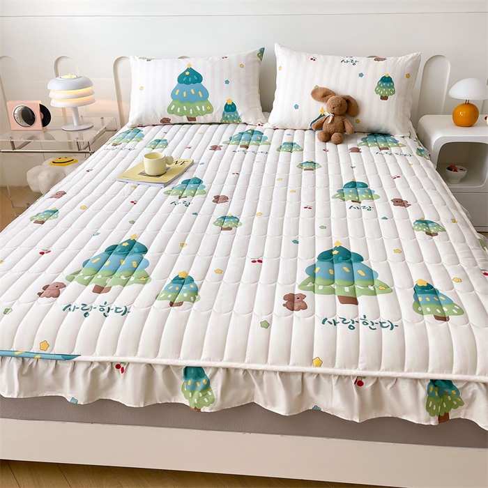 91家纺网 家纺一手货源 找家纺 3C 2024新款全棉13372大豆夹棉印花花边床笠四件套 奇趣森林