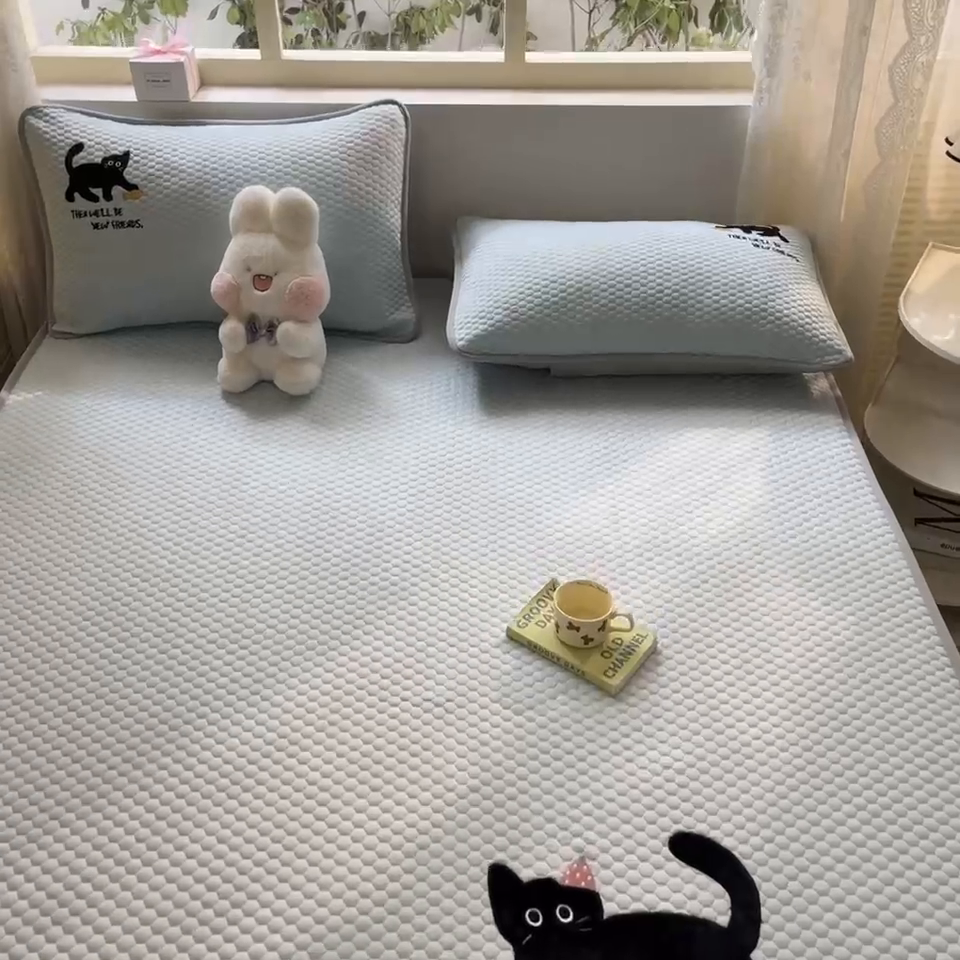 91家纺网 家纺一手货源 找家纺 （总）慕尚家纺 2025新款冻冻席刺绣系列