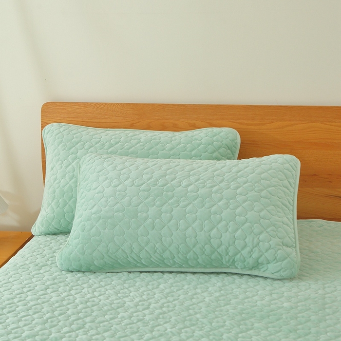 91家纺网 家纺一手货源 找家纺 芸锦豪 2024新款宝宝绒夹棉刺绣床笠 嫩绿