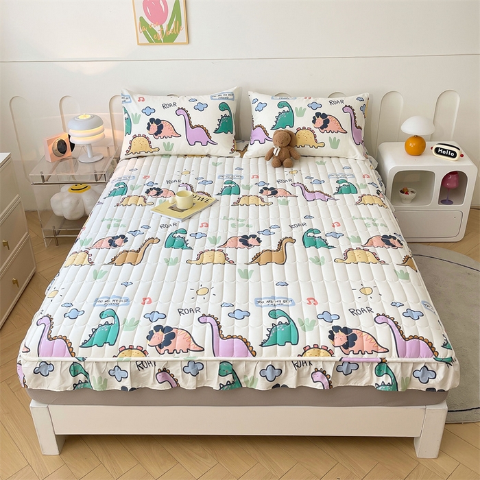 91家纺网 家纺一手货源 找家纺 3C 2024新款全棉13372大豆夹棉印花花边床笠四件套 恐龙天地单床笠