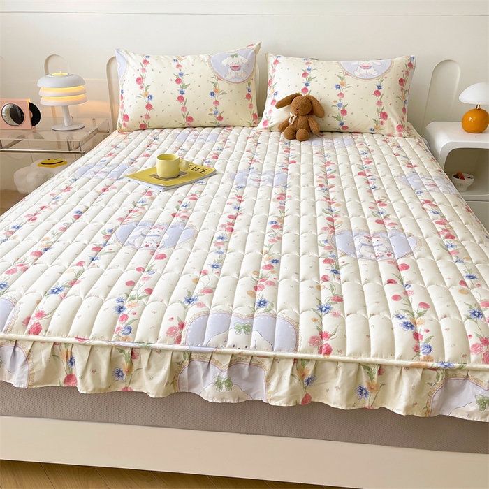 91家纺网 家纺一手货源 找家纺 3C 2024新款全棉13372大豆夹棉印花花边床笠四件套 圈圈兔