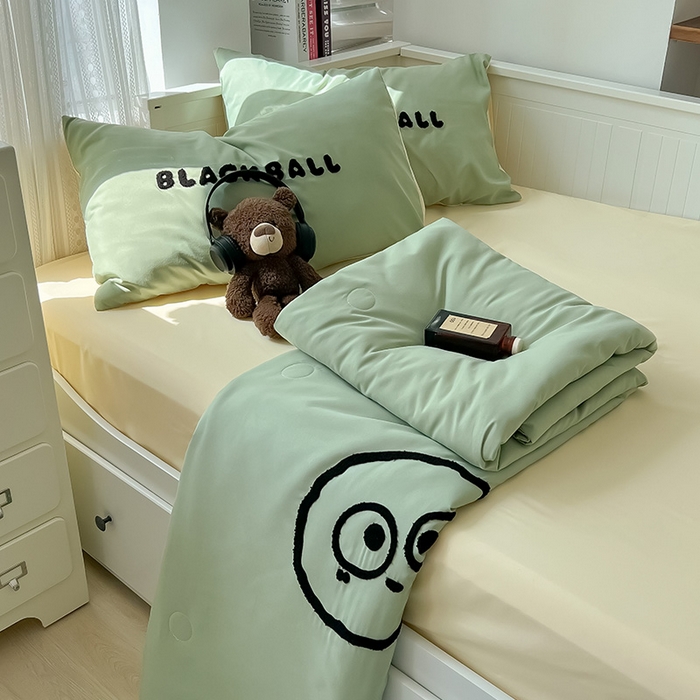 91家纺网 家纺一手货源 找家纺 眠帛家居 2024新款水洗棉毛巾绣夏被四件套精灵系列A类风格二 精灵果绿-奶黄