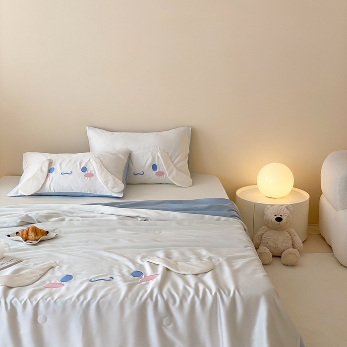 91家纺网 家纺一手货源 找家纺 黛舒家居 2024新款兰精天丝刺绣小宽边三丽鸥系列夏凉被 玉桂狗