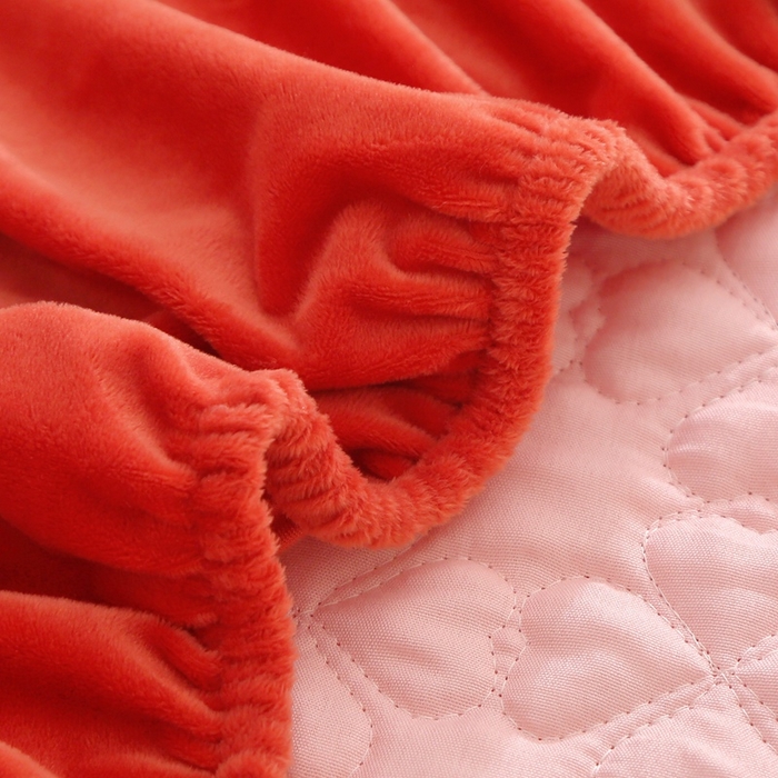 91家纺网 家纺一手货源 找家纺 芸锦豪 2024新款宝宝绒夹棉刺绣床笠 焦糖色