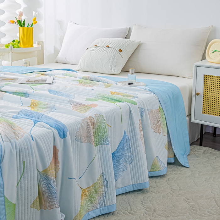 91家纺网 家纺一手货源 找家纺 博弈 2024新款凉感丝抗菌夏被 叶墨新晨