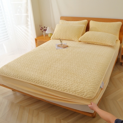 芸锦豪 2024新款宝宝绒夹棉刺绣床笠 嫩黄