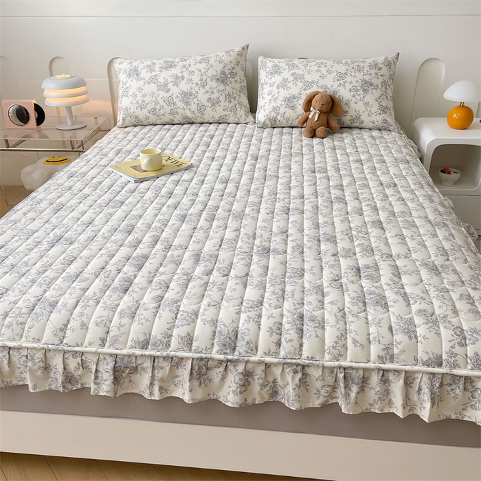 91家纺网 家纺一手货源 找家纺 3C 2024新款全棉13372大豆夹棉印花花边床笠四件套 洛莉单床笠