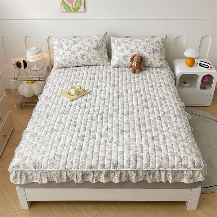 91家纺网 家纺一手货源 找家纺 3C 2024新款全棉13372大豆夹棉印花花边床笠四件套 洛莉单床笠