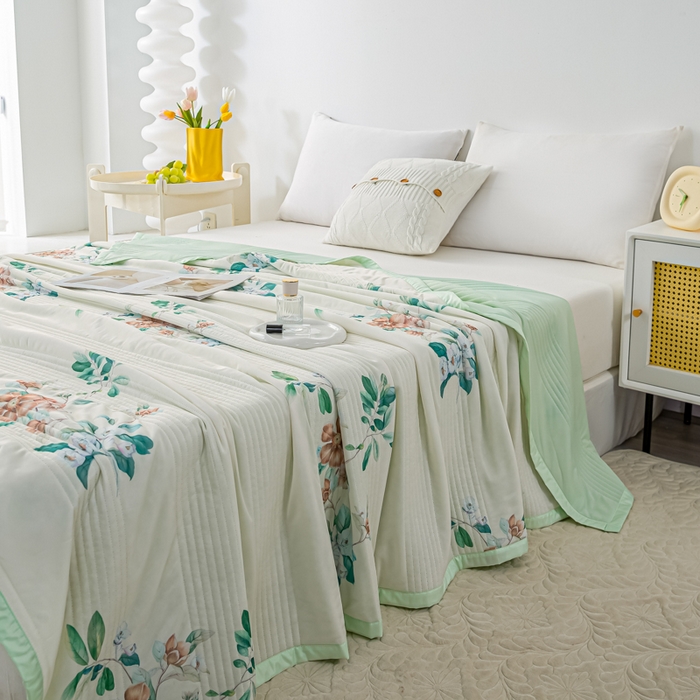 91家纺网 家纺一手货源 找家纺 博弈 2024新款凉感丝抗菌夏被 清欢